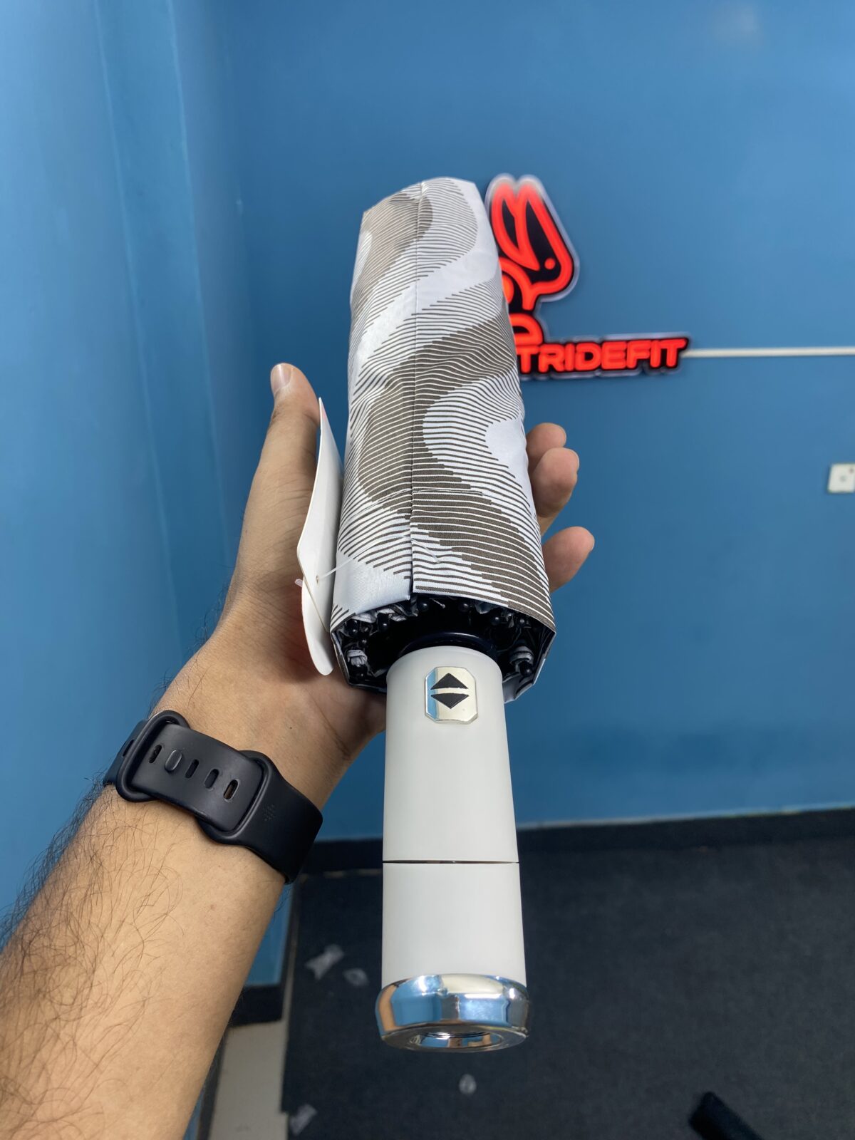 LED টর্চলাইট ফোল্ডেবল প্রিমিয়াম ছাতা - Image 3